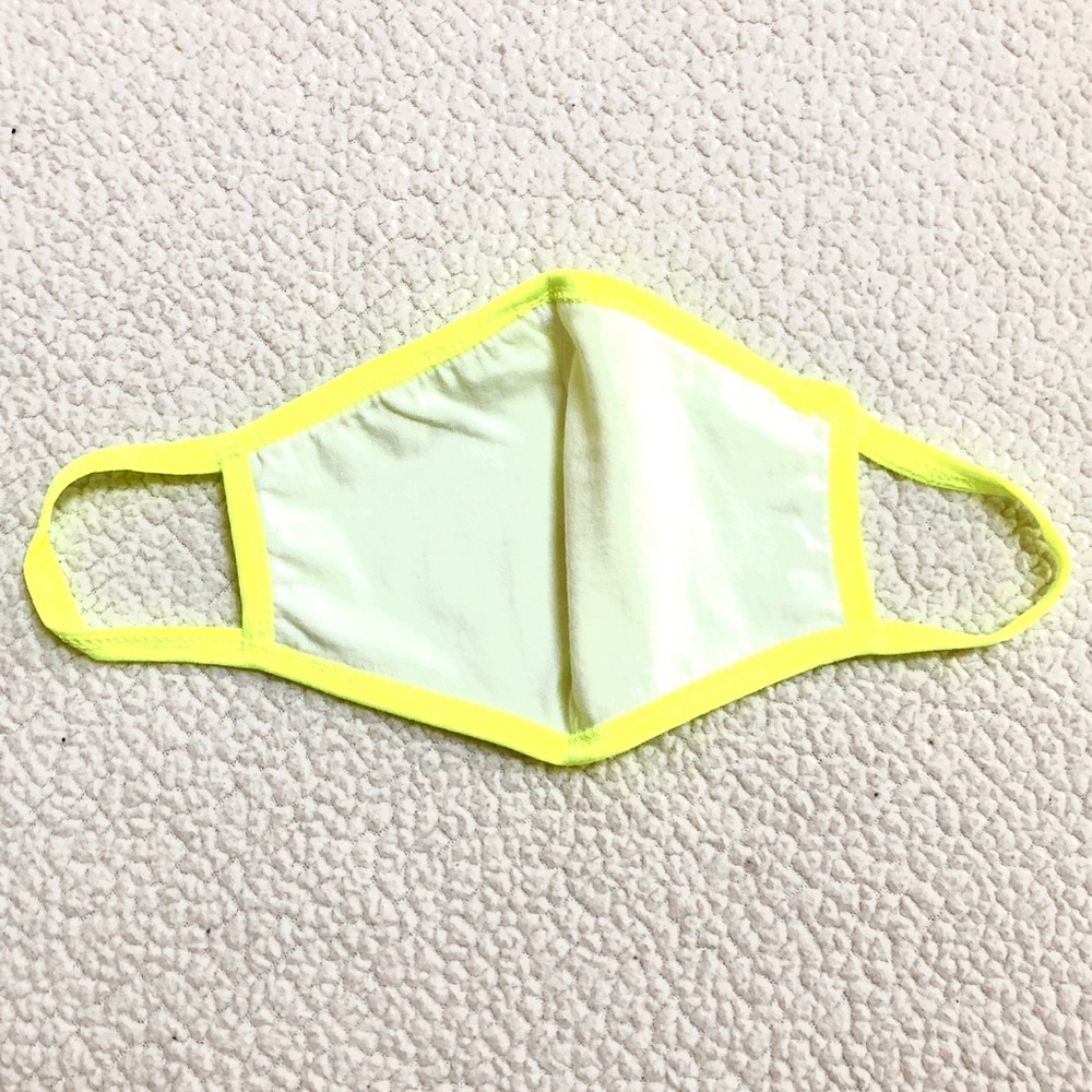 ❤️ 5 for $15 Zenana Yellow Cotton Face Mask - Picture 4 of 7